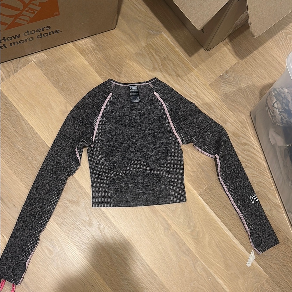 PINK Victoria's Secret Gray Raglan Crop Top